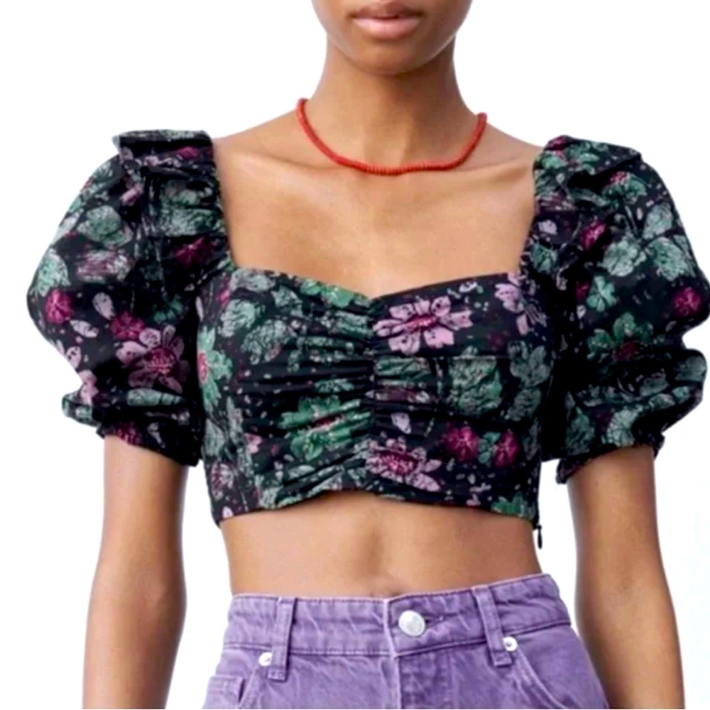 NWT Zara floral puff sleeve crop top